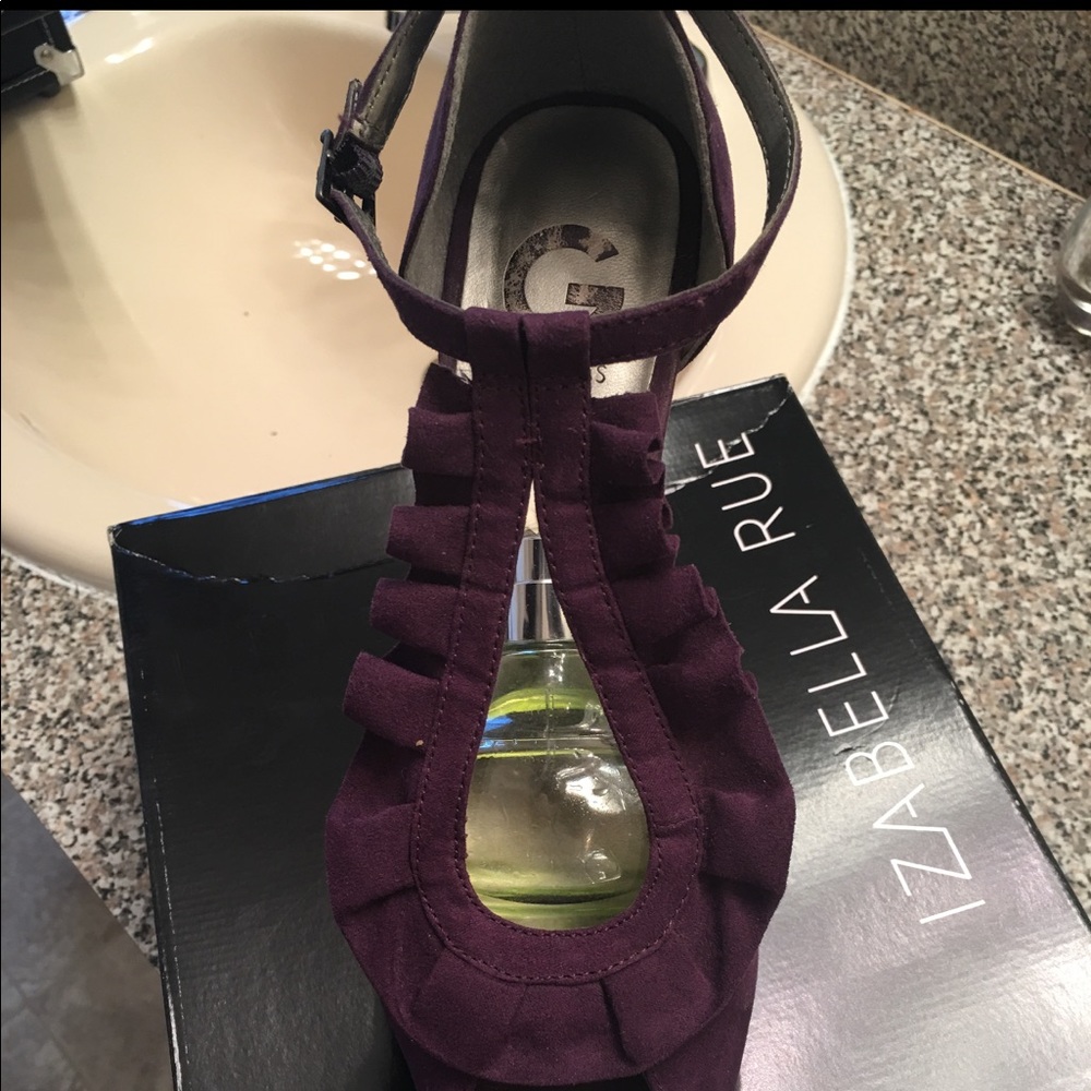 GUESS HEELS - Picture 2 of 3